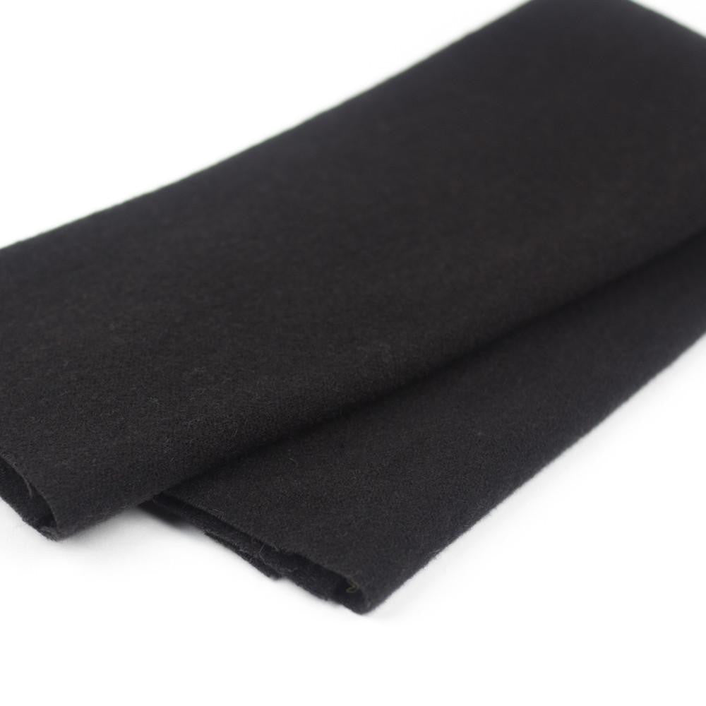 LN30 - Merino Wool Fabric Black WonderFil