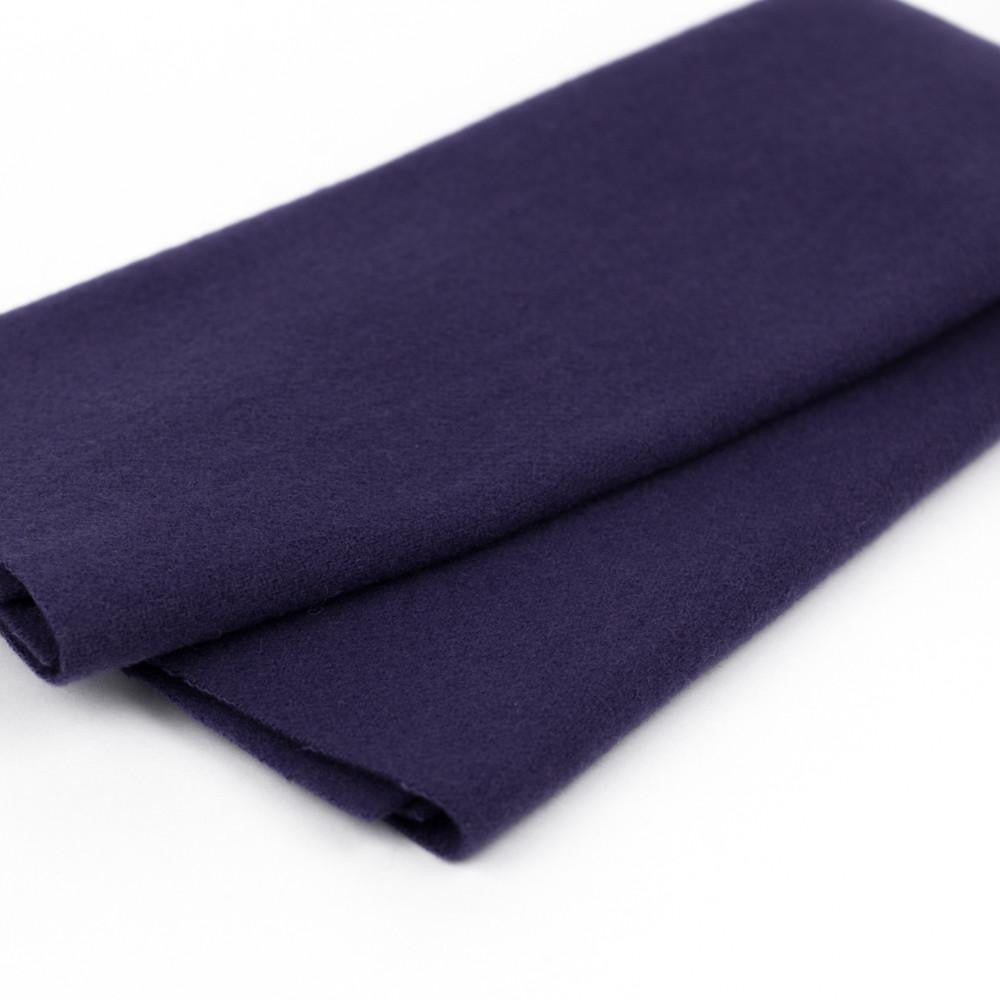 LN40 - Merino Wool Fabric Blue Iris WonderFil
